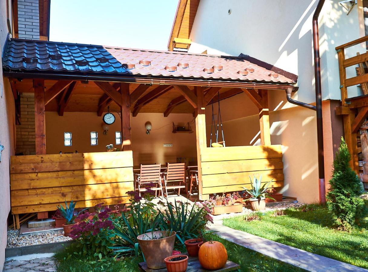 Vila Rhea Važec Extérieur photo