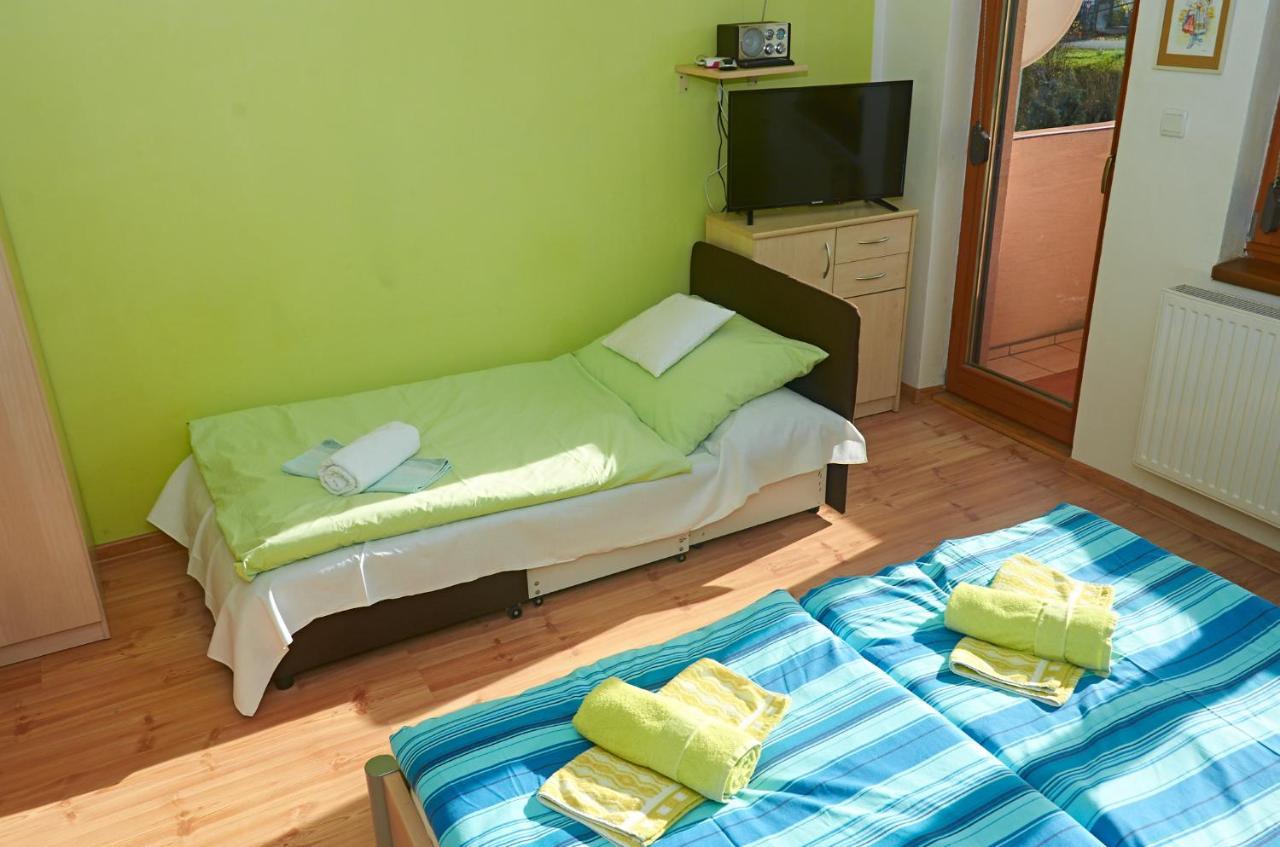 Vila Rhea Važec Extérieur photo
