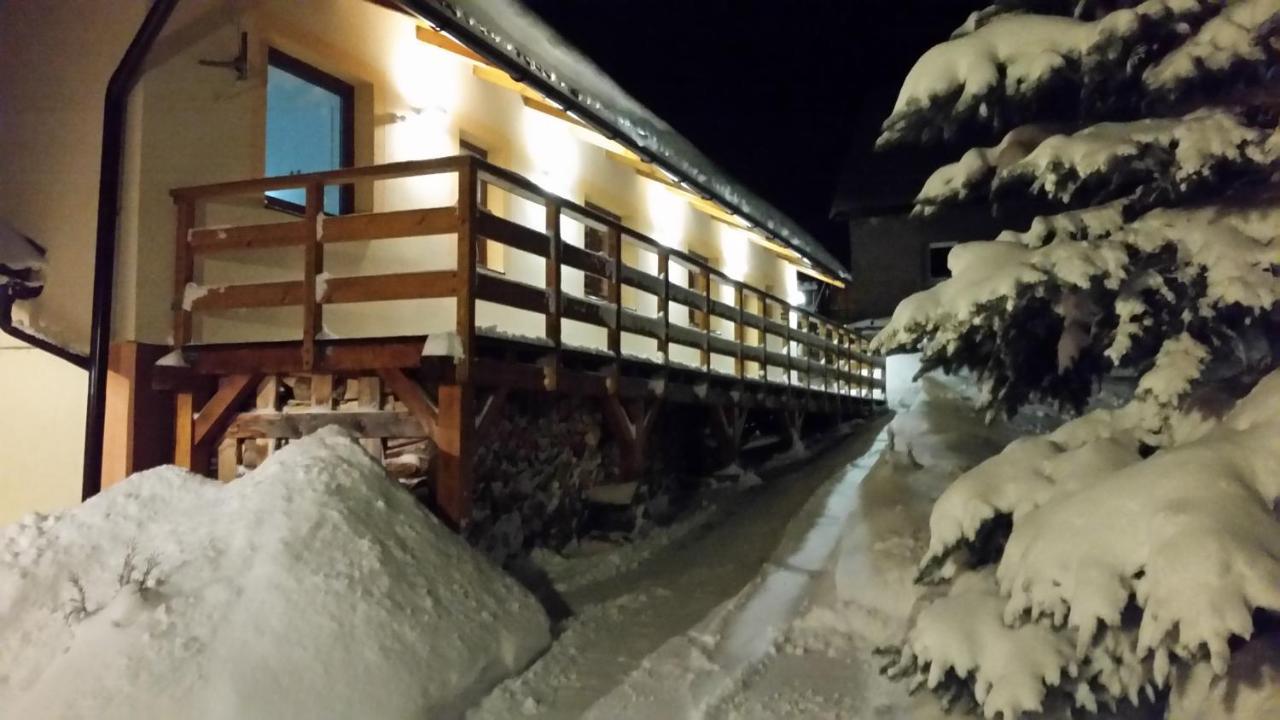 Vila Rhea Važec Extérieur photo